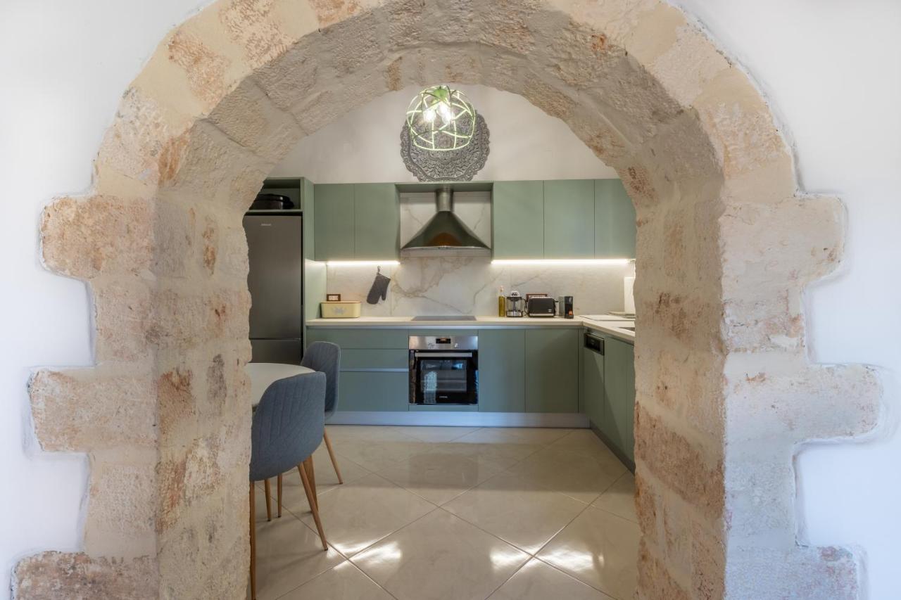 Wood And Stone Apartment Tsikalaria  Ngoại thất bức ảnh